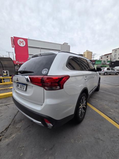 MITSUBISHI Outlander 2.0 16V 4P AUTOM�TICO, Foto 5