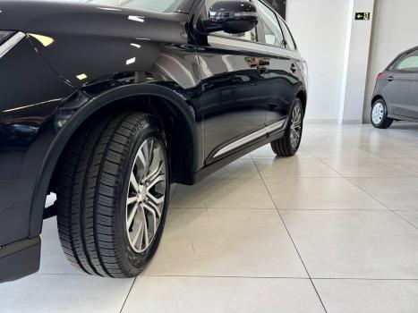 MITSUBISHI Outlander 2.0 16V 4P AUTOM�TICO, Foto 12