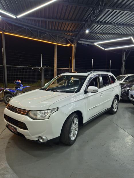MITSUBISHI Outlander 2.0 16V 4P AUTOMÁTICO, Foto 2