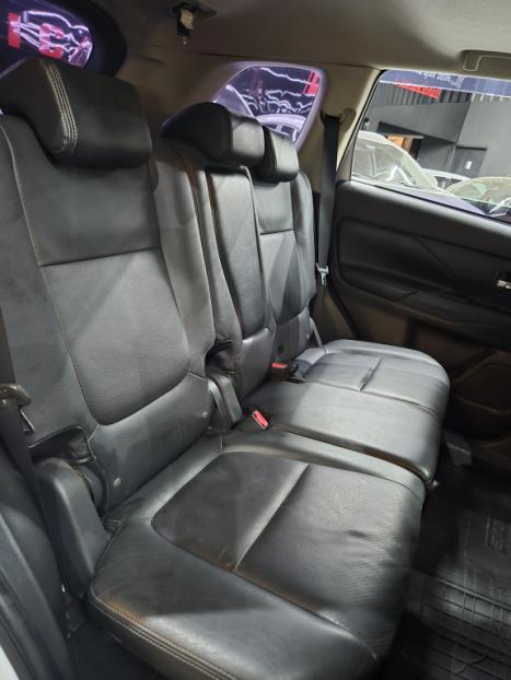 MITSUBISHI Outlander 2.0 16V 4P AUTOMÁTICO, Foto 8