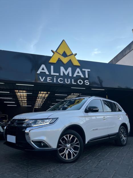 MITSUBISHI Outlander 2.0 16V 4P AUTOM�TICO, Foto 3