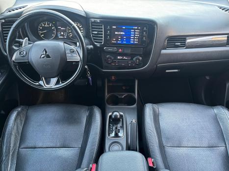 MITSUBISHI Outlander 2.0 16V 4P AUTOM�TICO, Foto 6