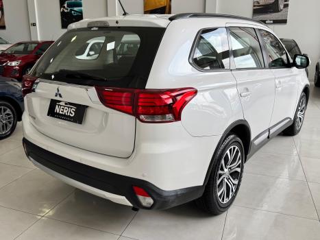 MITSUBISHI Outlander 2.0 16V 4P AUTOM�TICO, Foto 5