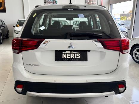 MITSUBISHI Outlander 2.0 16V 4P AUTOM�TICO, Foto 6