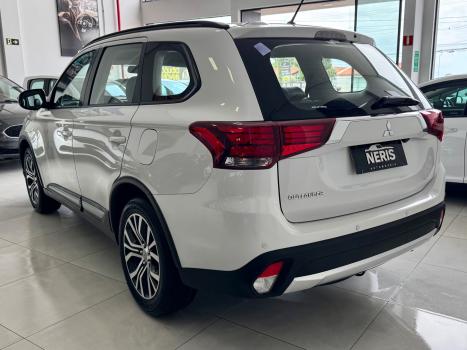 MITSUBISHI Outlander 2.0 16V 4P AUTOM�TICO, Foto 7