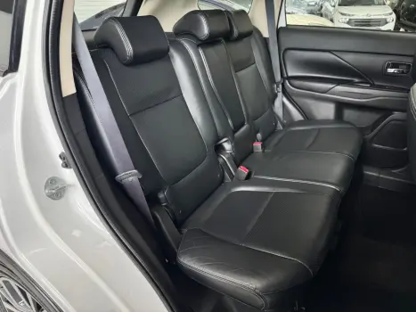 MITSUBISHI Outlander 2.0 16V 4P AUTOM�TICO, Foto 9