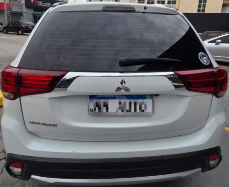 MITSUBISHI Outlander 2.0 16V 4P AUTOMÁTICO, Foto 4