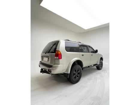 MITSUBISHI Pajero 3.0 V6 24V 4P 4X4 GLS, Foto 4