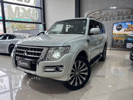 MITSUBISHI Pajero 3.2 16V 4P 4X4 7 LUGARES HPE TURBO DIESEL INTERCOOLER AUTOM�TICO, Foto 3