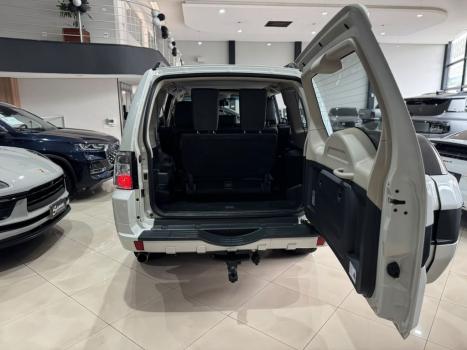 MITSUBISHI Pajero 3.2 16V 4P 4X4 7 LUGARES HPE TURBO DIESEL INTERCOOLER AUTOM�TICO, Foto 16