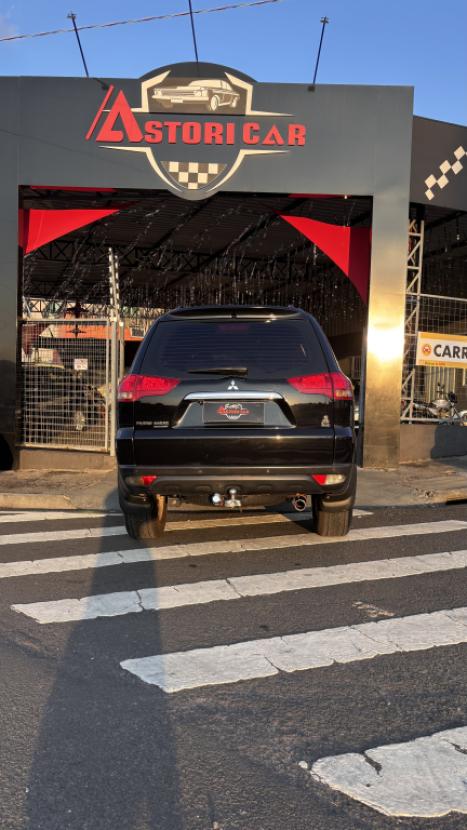 MITSUBISHI Pajero Dakar 3.5 V6 24V 4P HPE FLEX 4X4 7 LUGARES AUTOMTICO, Foto 6