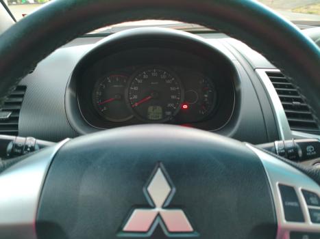 MITSUBISHI Pajero Dakar 3.2 16V 4P 4X4 TURBO DIESEL INTERCOOLER AUTOM�TICO, Foto 4