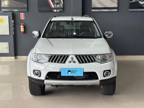 MITSUBISHI Pajero Dakar 3.5 V6 24V 4P HPE FLEX 4X4 7 LUGARES AUTOM�TICO, Foto 3