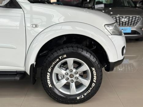 MITSUBISHI Pajero Dakar 3.5 V6 24V 4P HPE FLEX 4X4 7 LUGARES AUTOM�TICO, Foto 6