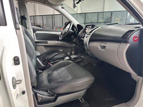 MITSUBISHI Pajero Dakar 3.5 V6 24V 4P HPE FLEX 4X4 7 LUGARES AUTOM�TICO, Foto 13