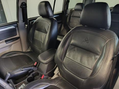 MITSUBISHI Pajero Dakar 3.2 16V 4P HPE S 4X4 TURBO DIESEL INTECOOLER 7 LUGARES AUTOM�TICO, Foto 5