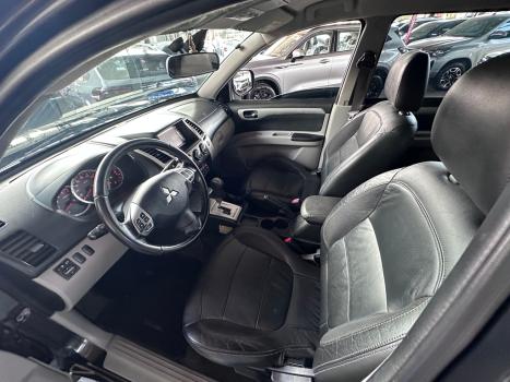 MITSUBISHI Pajero Dakar 3.2 16V 4P HPE 4X4  7 LUGARES TURBO INTECOOLER DIESEL AUTOM�TICO, Foto 3