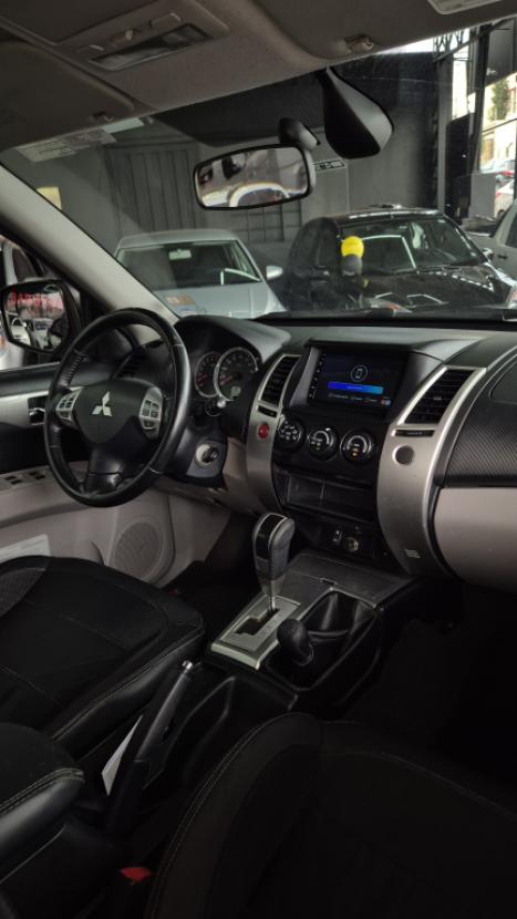 MITSUBISHI Pajero Dakar 3.5 V6 24V 4P HPE FLEX 4X4 7 LUGARES AUTOM�TICO, Foto 9