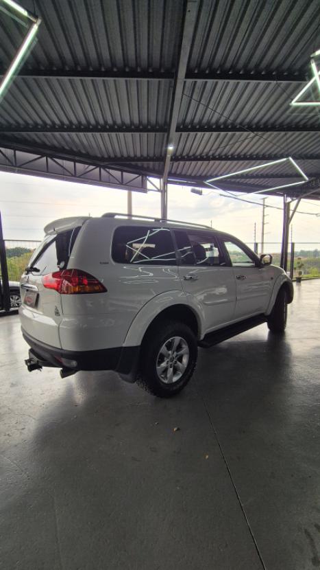 MITSUBISHI Pajero Dakar 3.5 V6 24V 4P HPE FLEX 4X4 7 LUGARES AUTOM�TICO, Foto 6