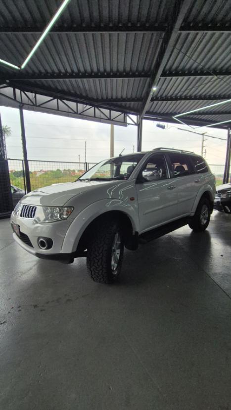 MITSUBISHI Pajero Dakar 3.5 V6 24V 4P HPE FLEX 4X4 7 LUGARES AUTOM�TICO, Foto 3