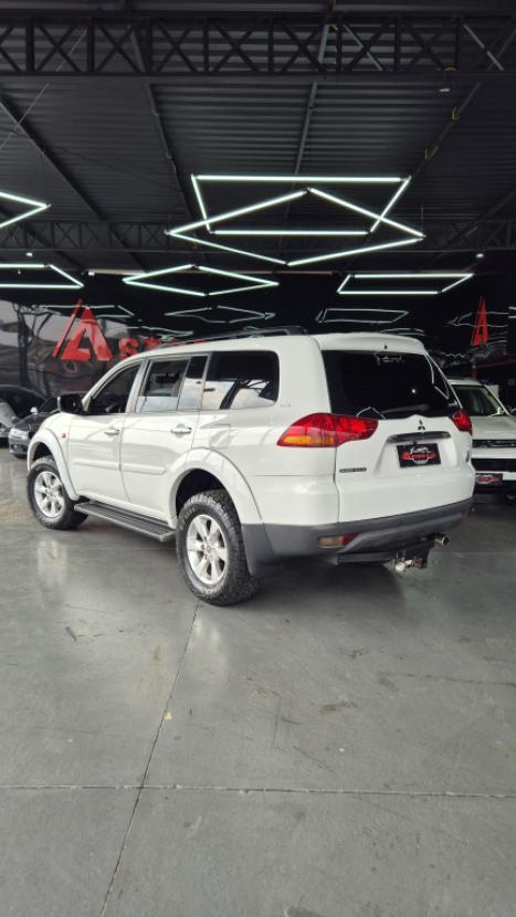 MITSUBISHI Pajero Dakar 3.5 V6 24V 4P HPE FLEX 4X4 7 LUGARES AUTOM�TICO, Foto 4