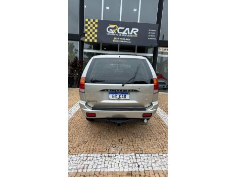 MITSUBISHI Pajero IO 1.8 16V 4P 4X4, Foto 5