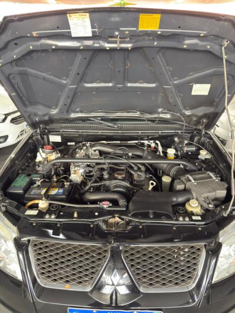 MITSUBISHI Pajero TR4 2.0 16V 4P 4X4 FLEX, Foto 12