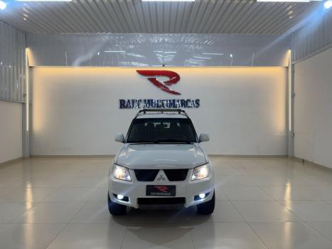MITSUBISHI Pajero TR4 2.0 16V 4P AUTOMÁTICO, Foto 1 MITSUBISHI Pajero TR4 2.0 16V 4P AUTOMÁTICO, Foto 1
