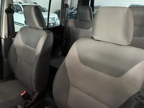 MITSUBISHI Pajero TR4 2.0 16V 4P FLEX AUTOMTICO, Foto 16