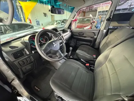MITSUBISHI Pajero TR4 2.0 16V 4P FLEX, Foto 11