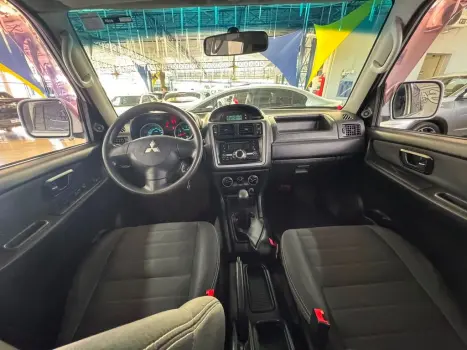 MITSUBISHI Pajero TR4 2.0 16V 4P FLEX, Foto 13