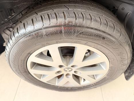 MITSUBISHI Pajero TR4 2.0 16V 4P 4X4 FLEX AUTOM�TICO, Foto 11