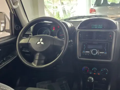 MITSUBISHI Pajero TR4 2.0 16V 4P FLEX, Foto 2