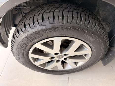 MITSUBISHI Pajero TR4 2.0 16V 4P 4X4 FLEX AUTOMÁTICO, Foto 11