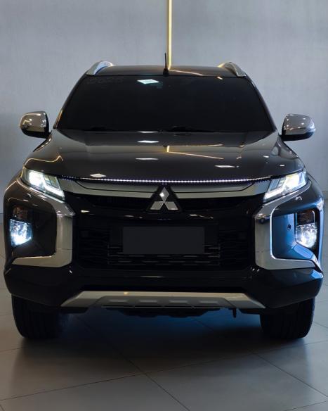 MITSUBISHI Triton 2.4 HPE-S BITURBO DIESEL CABINE DUPLA 4X4 AUTOM�TICO, Foto 3