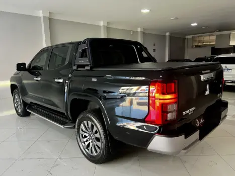 MITSUBISHI Triton 2.4 HPE-S BITURBO DIESEL CABINE DUPLA 4X4 AUTOM�TICO, Foto 2