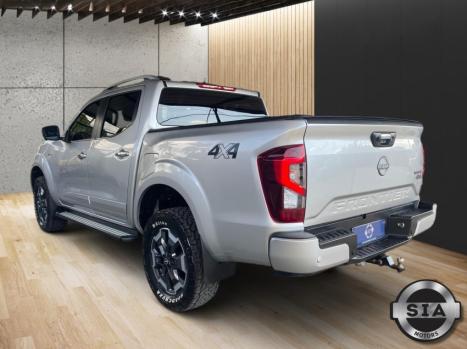 NISSAN Frontier 2.3 16V PLATINUM CABINE DUPLA 4X4 BI-TURBO DIESEL AUTOMÁTICO, Foto 3 NISSAN Frontier 2.3 16V PLATINUM CABINE DUPLA 4X4 BI-TURBO DIESEL AUTOMÁTICO, Foto 3