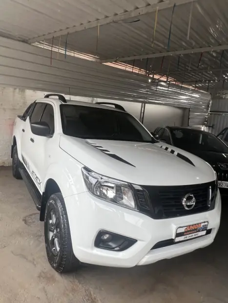 NISSAN Frontier 2.3 ATTACK CABINE DUPLA 4X4 BI-TURBO DIESEL AUTOMTICO, Foto 2