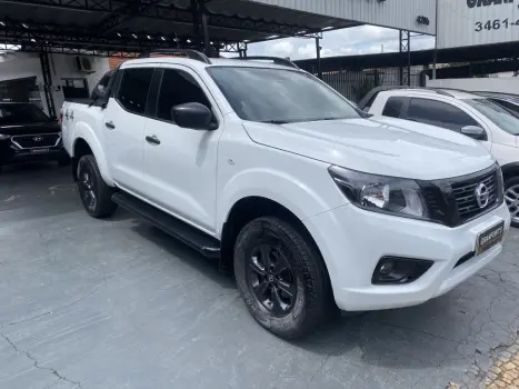 NISSAN Frontier 2.3 ATTACK CABINE DUPLA 4X4 BI-TURBO DIESEL AUTOMTICO, Foto 4
