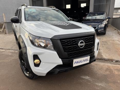 NISSAN Frontier 2.3 ATTACK CABINE DUPLA 4X4 BI-TURBO DIESEL AUTOMTICO, Foto 2