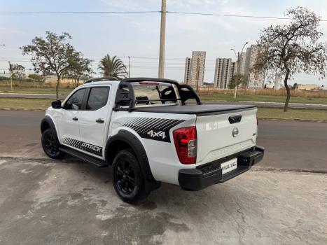 NISSAN Frontier 2.3 ATTACK CABINE DUPLA 4X4 BI-TURBO DIESEL AUTOMTICO, Foto 6