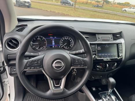 NISSAN Frontier 2.3 ATTACK CABINE DUPLA 4X4 BI-TURBO DIESEL AUTOMTICO, Foto 10