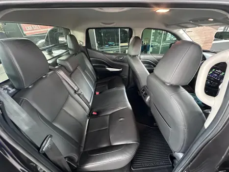 NISSAN Frontier 2.3 16V XE 4X4 CABINE DUPLA BI-TURBO DIESEL AUTOMTICO, Foto 6