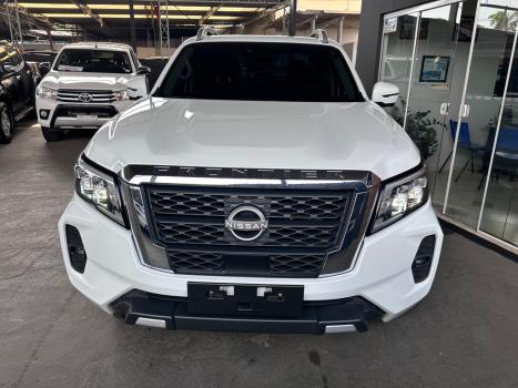 NISSAN Frontier 2.3 16V PLATINUM CABINE DUPLA 4X4 BI-TURBO DIESEL AUTOMTICO, Foto 2
