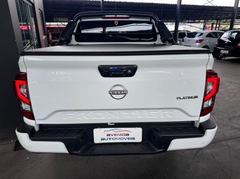 NISSAN Frontier 2.3 16V PLATINUM CABINE DUPLA 4X4 BI-TURBO DIESEL AUTOMTICO, Foto 4
