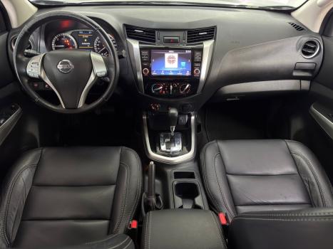 NISSAN Frontier 2.3 ATTACK CABINE DUPLA 4X4 BI-TURBO DIESEL AUTOMTICO, Foto 5