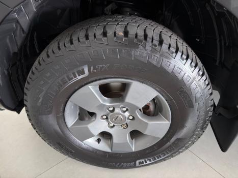 NISSAN Frontier 2.3 ATTACK CABINE DUPLA 4X4 BI-TURBO DIESEL AUTOMTICO, Foto 14