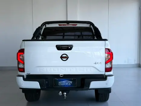 NISSAN Frontier 2.3 16V PRO4X CABINE DUPLA 4X4 BI-TURBO DIESEL AUTOMTICO, Foto 5