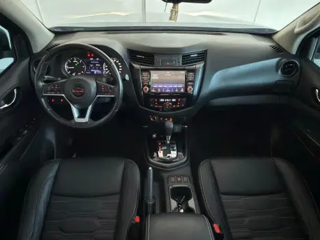 NISSAN Frontier 2.3 16V PRO4X CABINE DUPLA 4X4 BI-TURBO DIESEL AUTOMTICO, Foto 12