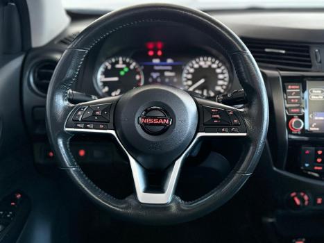 NISSAN Frontier 2.3 16V PRO4X CABINE DUPLA 4X4 BI-TURBO DIESEL AUTOMTICO, Foto 13